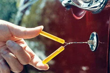 Community Locksmith Store Providence, RI 401-424-9603 - broken-key-extraction